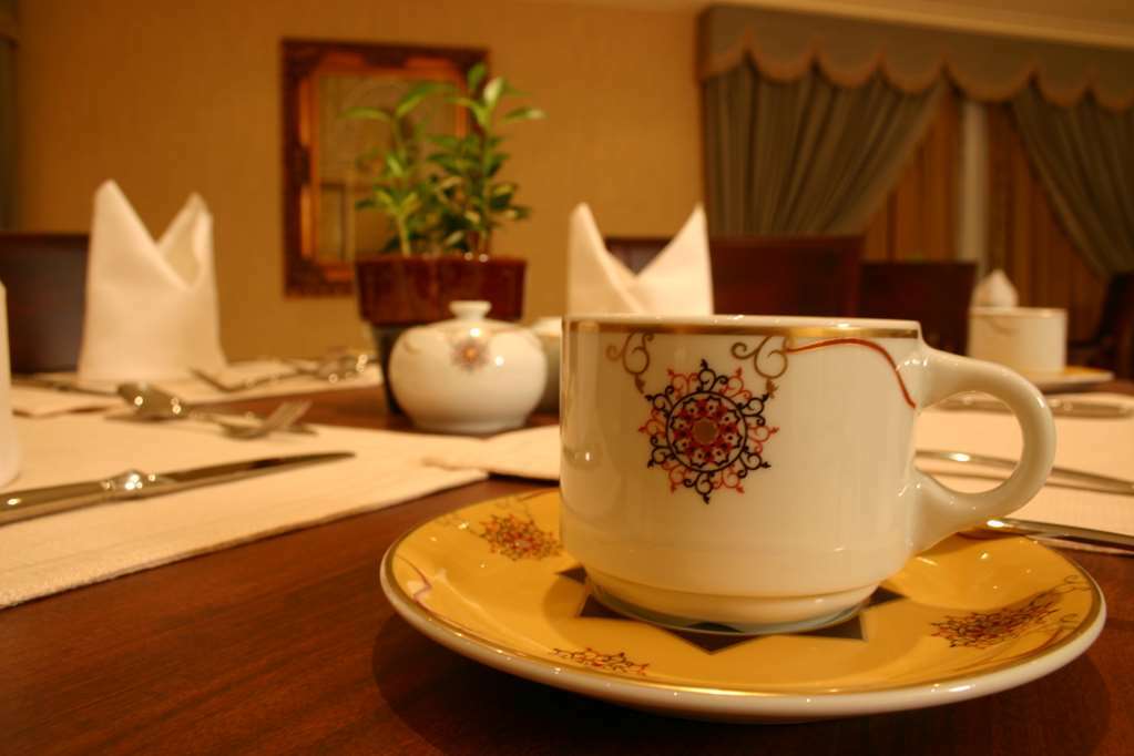 Amjad Royal Suites Hotel Джедда Ресторан фото